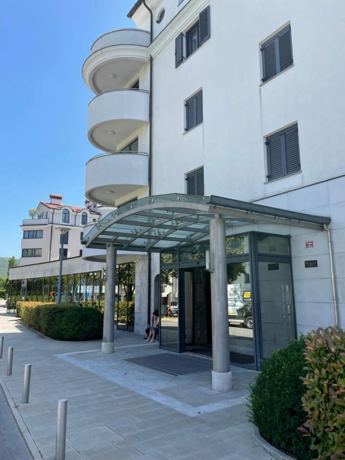 Apartment Felicia 12 Portorose Esterno foto